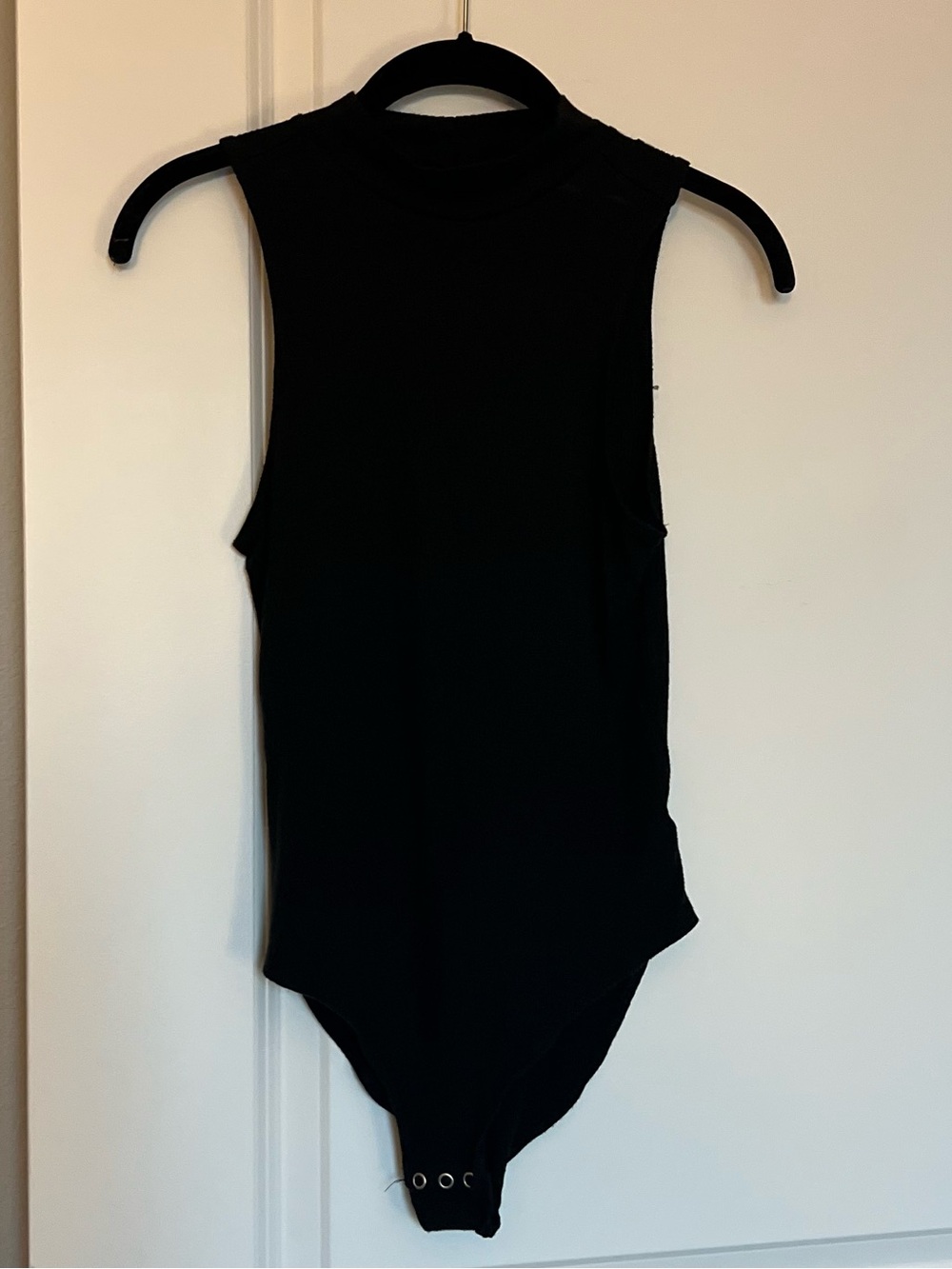 American Eagle Mock Neck Sleeveless Bodysuit